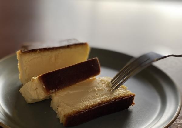 【好評につき追加入荷‼】チーズみたいなケーキ、［グルテンフリー］魔法のチーズテリーヌ 母の日2023  9