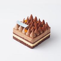 【ヒルトン東京お台場】ホテルパティシエ自慢の逸品！キャラメルショコラオランジュ