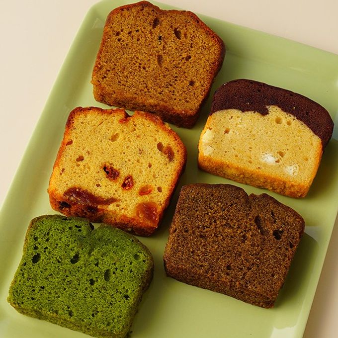備長炭火入れ静岡茶とパウンド5個セット （青色茶缶・紺風呂敷）  5