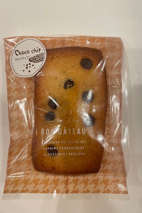〔チョコチップ〕フィナンシェ　　チョコチップの食感が楽しいフィナンシェです。沢山チョコチップが入っています。 7
