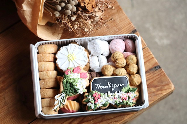 母の日のクッキー缶（L） （cookie&cake JINJUR） | Cake.jp