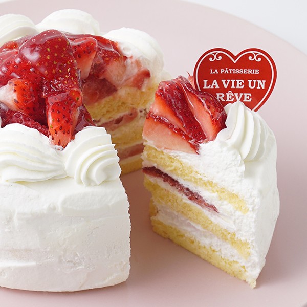 都内の人気店・パティスリーラヴィアンレーヴ】苺のショートケーキ 7号