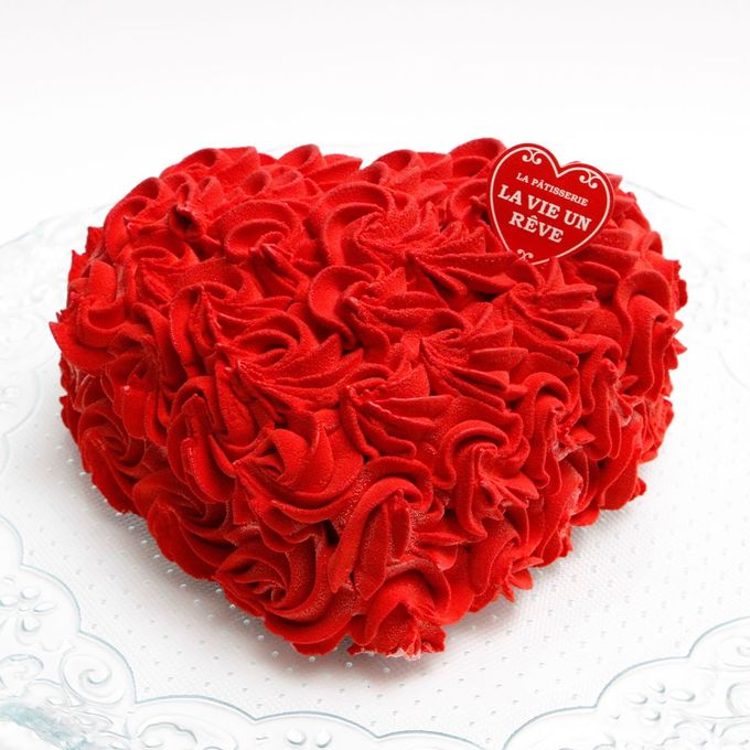 【都内の人気店・パティスリーラヴィアンレーヴ】ハートのレッドローズブーケケーキ4号 母の日2026 4