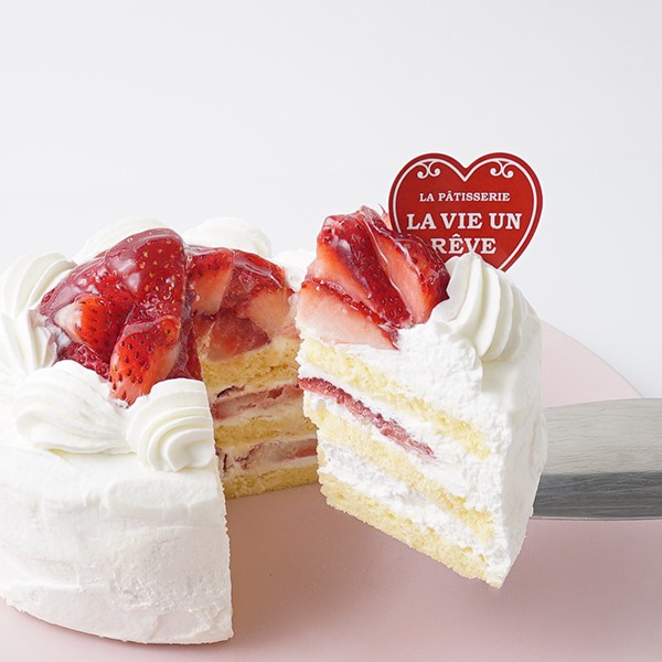 都内の人気店・パティスリーラヴィアンレーヴ】苺のショートケーキ 7号