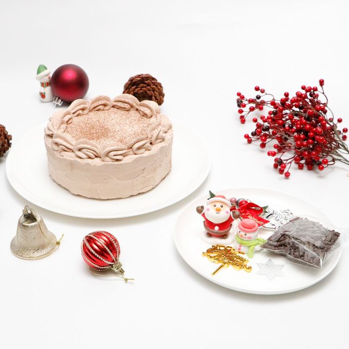 【都内の人気店・パティスリーラヴィアンレーヴ】ベルギー産ショコラを使用したクリスマスチョコケーキ 5号 2025 4