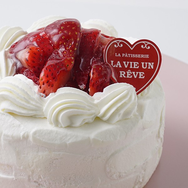 都内の人気店・パティスリーラヴィアンレーヴ】苺のショートケーキ 7号