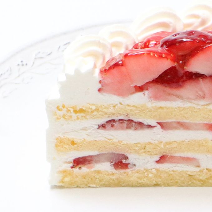 【都内の人気店・パティスリーラヴィアンレーヴ】クリスマス苺のショートケーキ 4号 2025 5