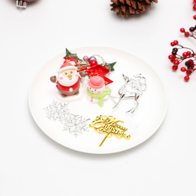 【都内の人気店・パティスリーラヴィアンレーヴ】クリスマス苺のショートケーキ 4号 2025 6