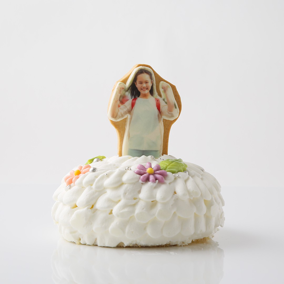 都内の人気店・パティスリーラヴィアンレーヴ】ママドールケーキ 4号