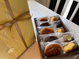 焼菓子 マドレーヌ・パウンド詰め合わせ 10個入り 母の日のギフト・プレゼント2025