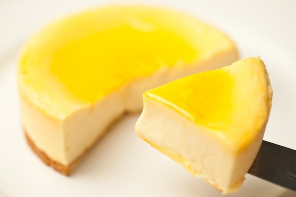 とろけるチーズケーキ 5号 15㎝（Fraise） | Cake.jp