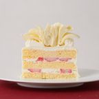 【Cake.jp限定】パティシエ自慢の白いバラのケーキ フルールドネージュブラン 3号 5