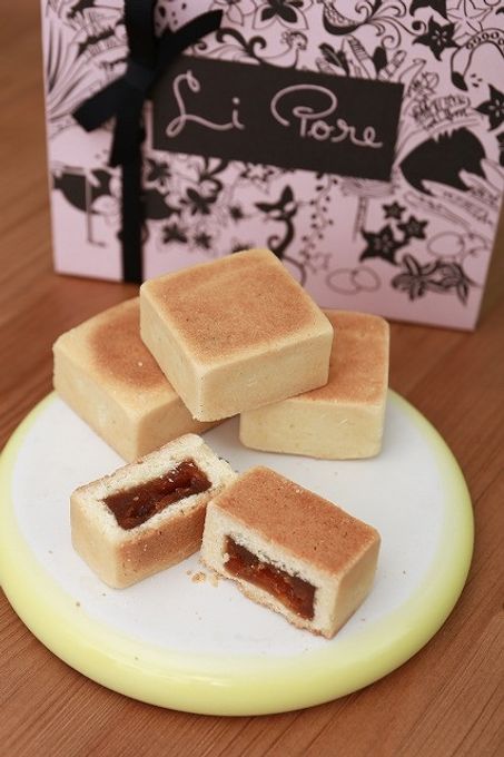 【リーポール人気焼き菓子】パイナップルケーキ 4個入り 1