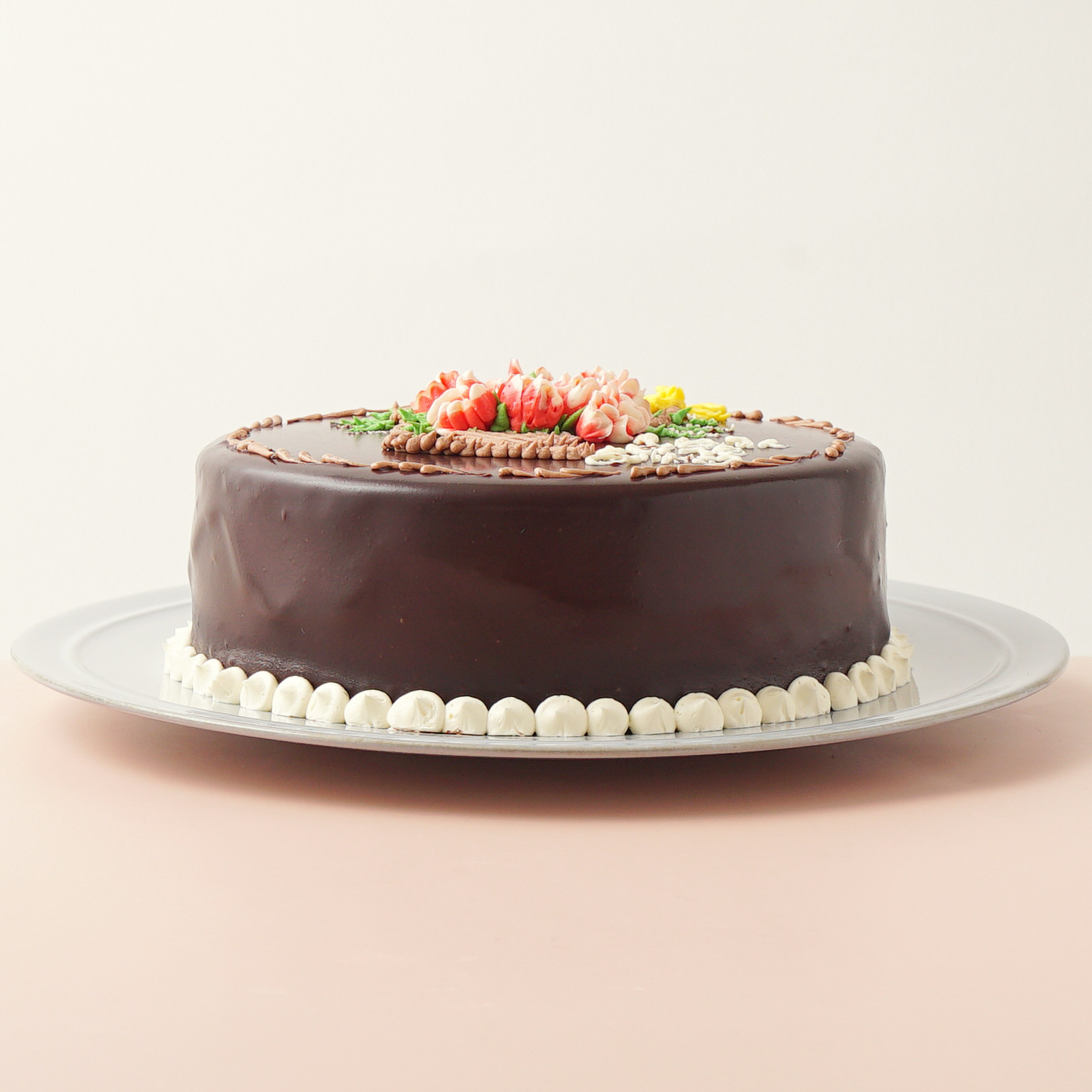 カーネーションのチョコレートクリームデコレーション 《Cake.jp限定》 4