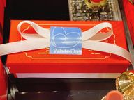 リップ型 いちごチョコレート 3