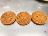 卵、不使用の生クリームデコレーション 4号12cm 3