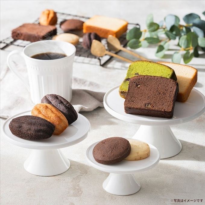 【GODIVA】パティスリー アソートメント（8個入） 1