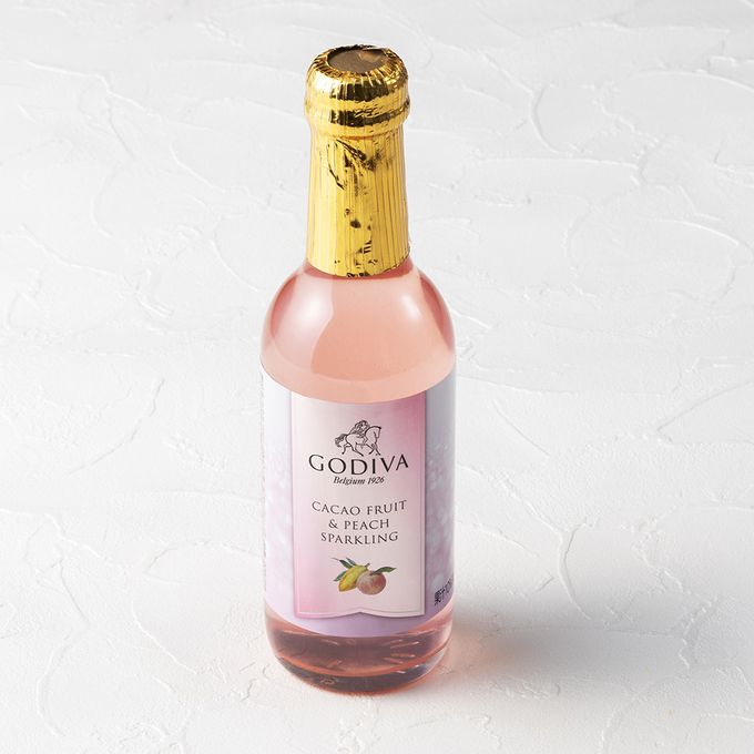 【GODIVA】カカオ フルーツ スパークリング ピーチ（245ml） 1