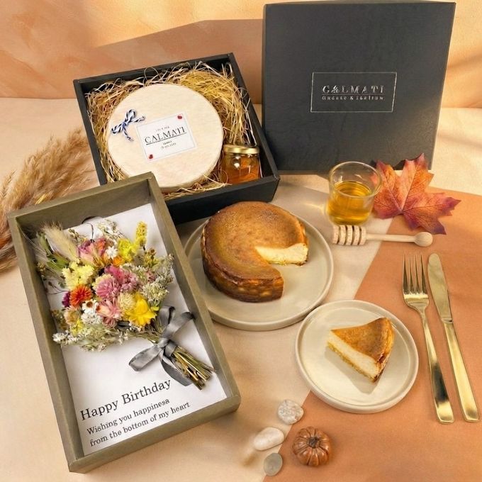 【BOX入りドライフラワー】＆濃蜜チーズケーキ はちみつ付き   1