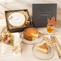 【ミニドライフラワー付き 】ハチミツをかけて完成する濃蜜チーズケーキ 4号 ハチミツ付き 