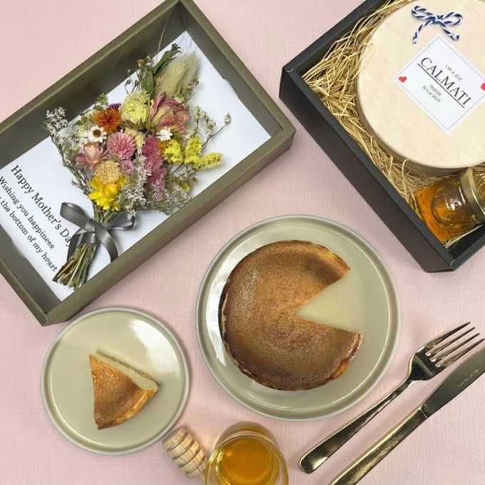 【BOX入りドライフラワー】＆濃蜜チーズケーキ はちみつ付き   8