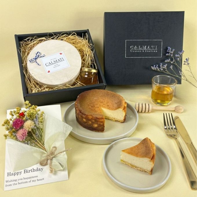 【ミニドライフラワー付き 】ハチミツをかけて完成する濃蜜チーズケーキ 4号 ハチミツ付き  1