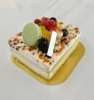 ～ルミリュウ特製季節のフルーツを贅沢に~モンテリマ-ルマカロン  2