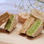京都きよ泉がお届けするカーネーションと抹茶スイーツセット 花と抹茶・ほうじ茶ダックワーズ10個入り 母の日 2021  3