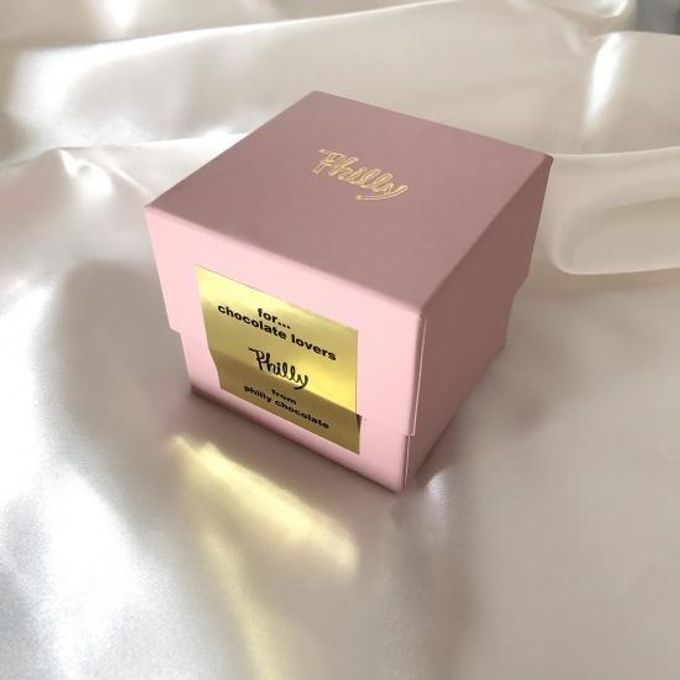 Pink cube box 1