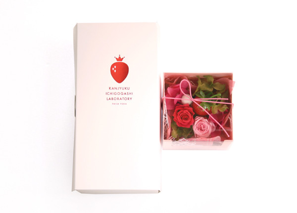 プリザーブドフラワーイチゴ☆♬ ショートケーキ ラズベリー ギフト