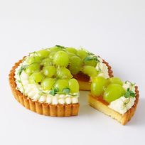 【SALON BAKE ＆ TEA】シャインマスカットのタルト