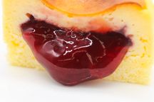 ふわとろリッチな苺のフォンダンチーズケーキ 15cm 3