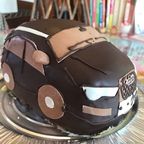 チョコレート仕上げ3D乗り物立体型ケーキ 5号 2
