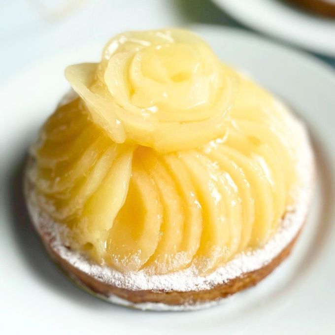 フルーツたっぷり 完熟ラフランスタルト 14cm 4〜6名様 即日出荷 お届け指定可 バレンタイン 早割 お取り寄せ  誕生日ケーキ ホワイトデー 2026  3