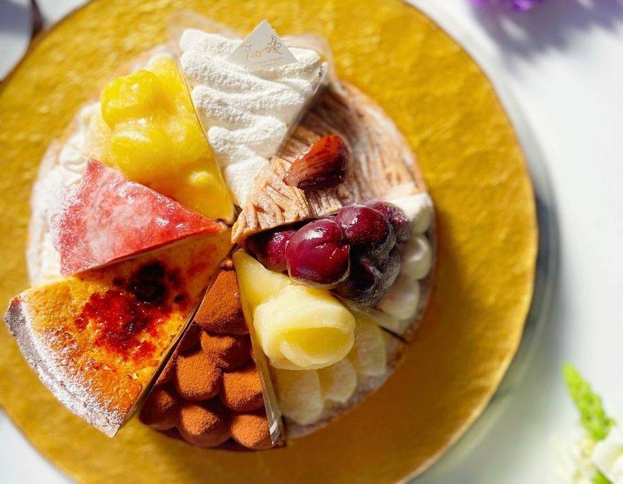 8種を楽しむ贅沢アソートスイーツ 18cm 即日出荷 お届け指定可 バレンタイン 早割 お取り寄せ  誕生日ケーキ ホワイトデー 2026 3