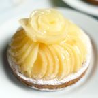 山盛りフルーツ 完熟ラフランスタルト 12cm 3〜4名様 即日出荷 お届け指定可 バレンタイン 早割 お取り寄せ  誕生日ケーキ  ホワイトデー 2026 2