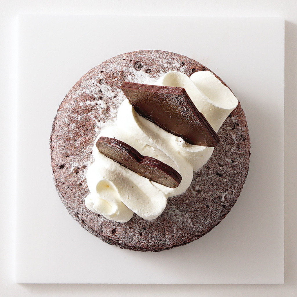 ガトーページ オートスチールゲート ホワイト」について｜カトージの商品