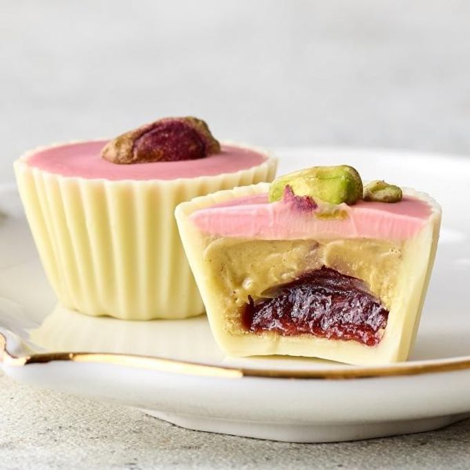 【チョコレートの名店ホテルショコラ】ホワイトデー ポケット ブルー 8粒入り チョコレート 8