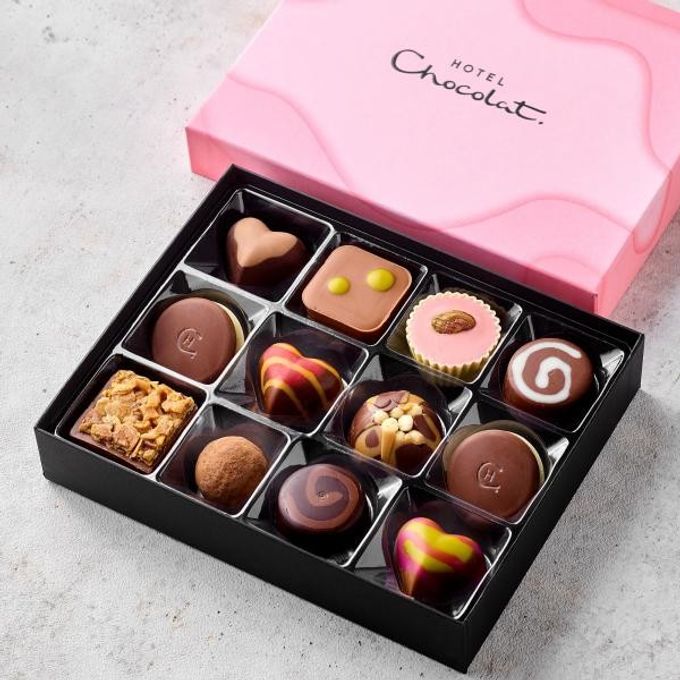【チョコレートの名店ホテルショコラ】シグネチャー コレクション ピンク 12粒入り チョコレート 1