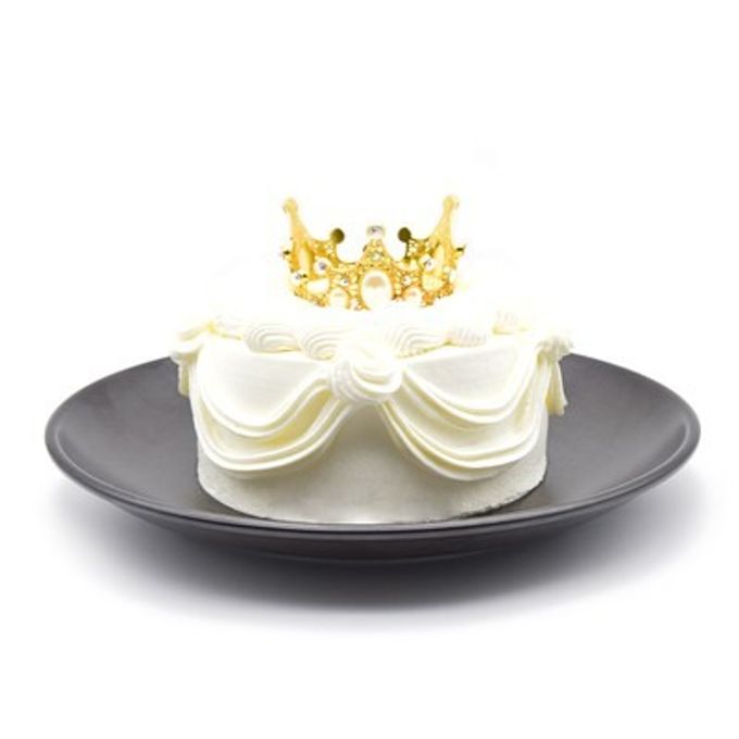 2026年春の新作 ティアラ ジェノワーズデコレーションケーキ  ※フルーツトッピングなし 5号サイズ【冷凍便】（誕生日・推し活・バースデー・映え） 2