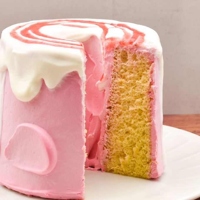 ぷるんふわもち シフォンケーキ 「シュシュモフォン」１台＜ストロベリー＞誕生日 デコレーションケーキ 1