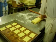 【ネコとリス缶】福々サブレ5枚入りギフト缶 3