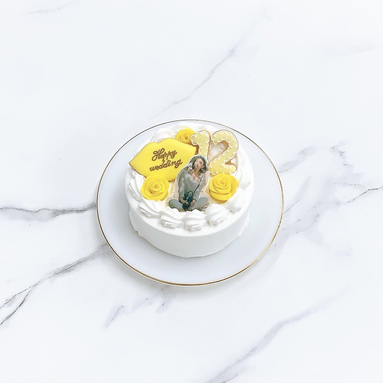 ◯リップセミオーダーケーキ✧ 4号《選べる9色｜写真ケーキ｜センイル