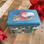 こちら缶にフィナンシェ4個が入っています♪ 1