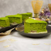 ベイクドチーズケーキ 濃厚抹茶ベイクド 5号 直径16cm 4人～6人分 約450g「選べる飾り： バースデー クリスマス 」クリスマス2024