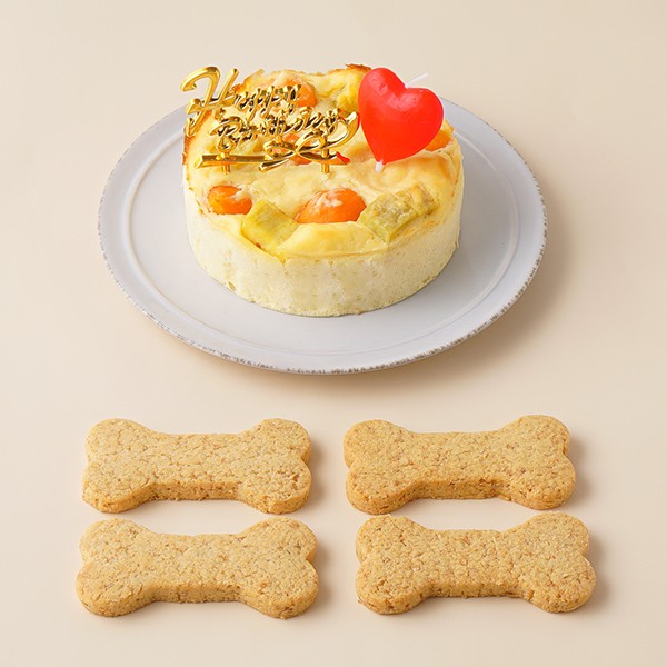 犬 クリーム ケーキ 3号 ボーンクッキー4枚入 バースデー飾り付  誕生日ケーキ ホールケーキ 犬用 わんちゃん ドッグケーキ 犬ケーキ 犬おやつ ドッグフード