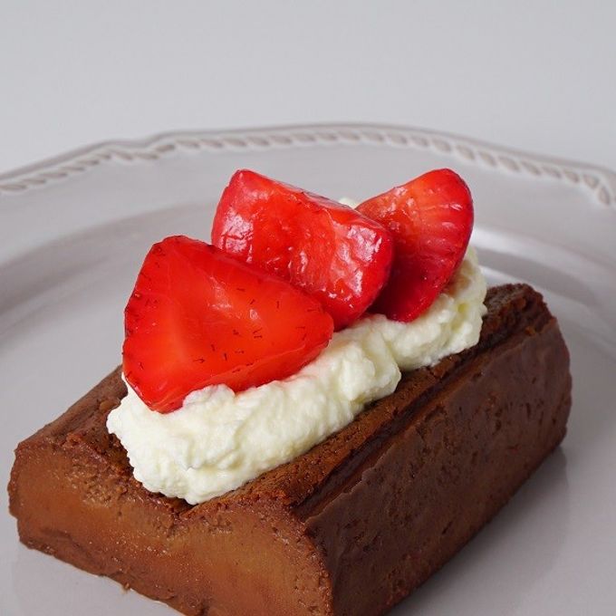 【RISTORANTE HONDA】【Cake.jp限定】チョコレートとマスカルポーネのバスク風チーズケーキ 4