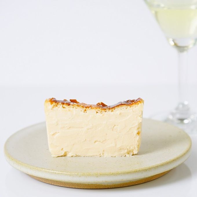 【Cheesecake HOLIC】カマンベールチーズケーキ ハーフサイズ 3