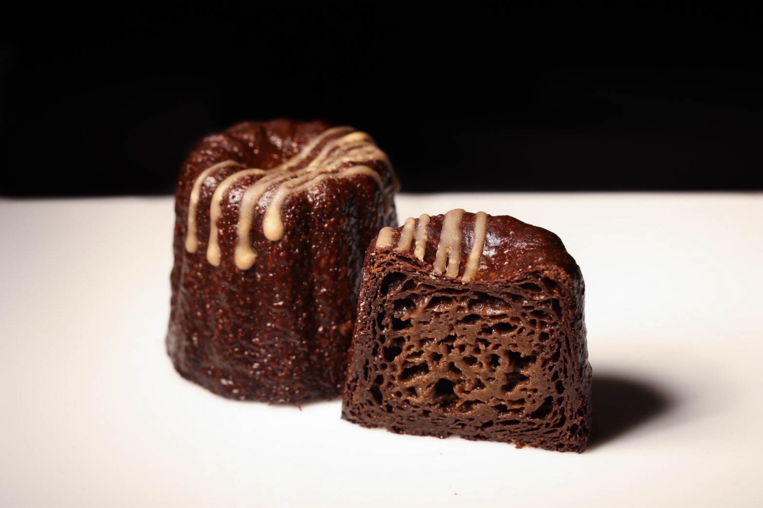 狭山茶の風味をギュッと詰め込んだ【野老澤カヌレ】 4個入