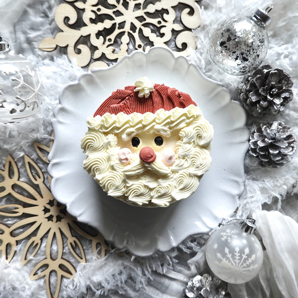 クリスマスケーキ［サンタクロース］（メイプリルスイーツ